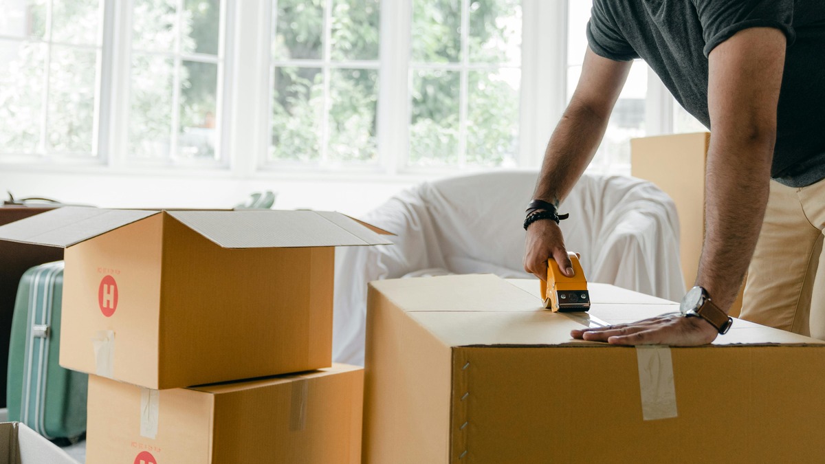 Why Companies Like Your Property Matters Scotland Can Help You Sell Your House for Cash Fast